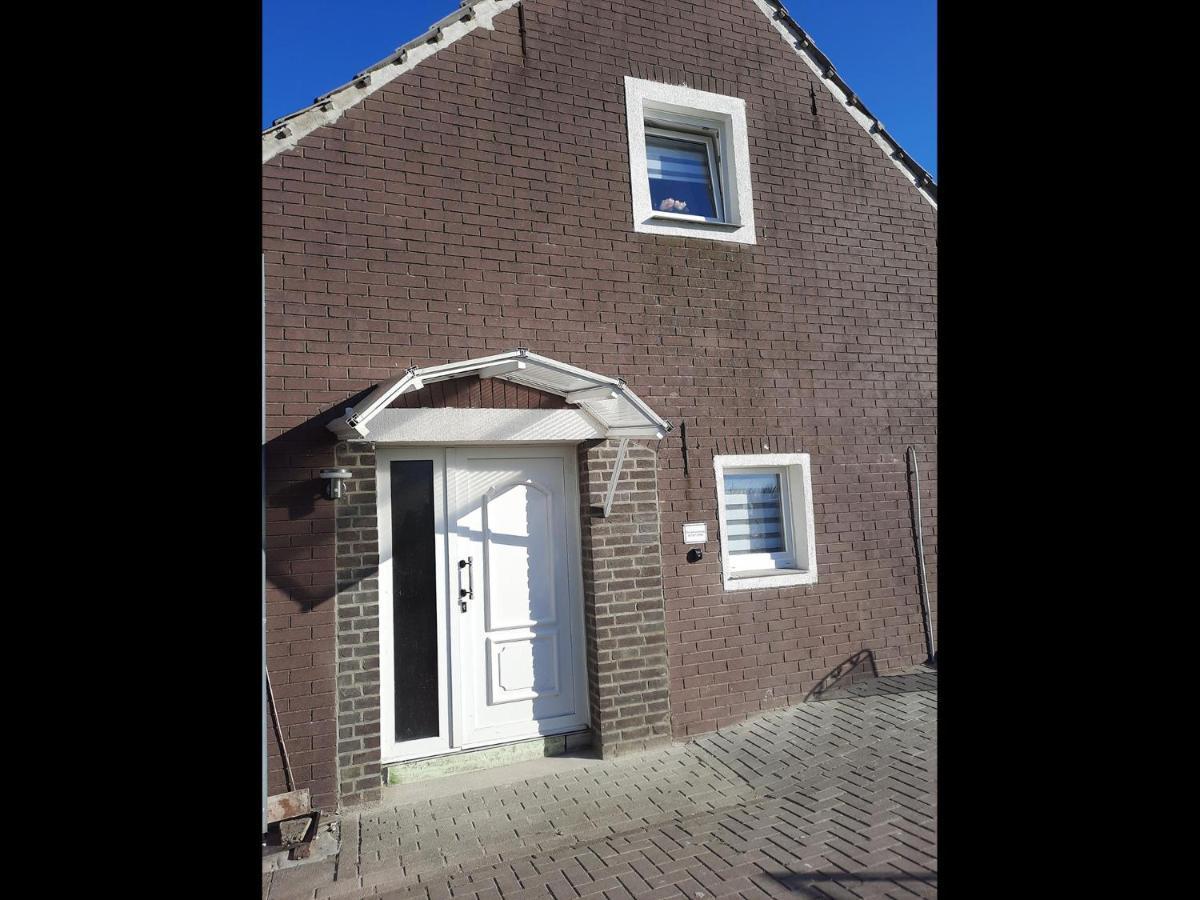 Neu! Ferienwohnung Lucie Kevelaer Bagian luar foto